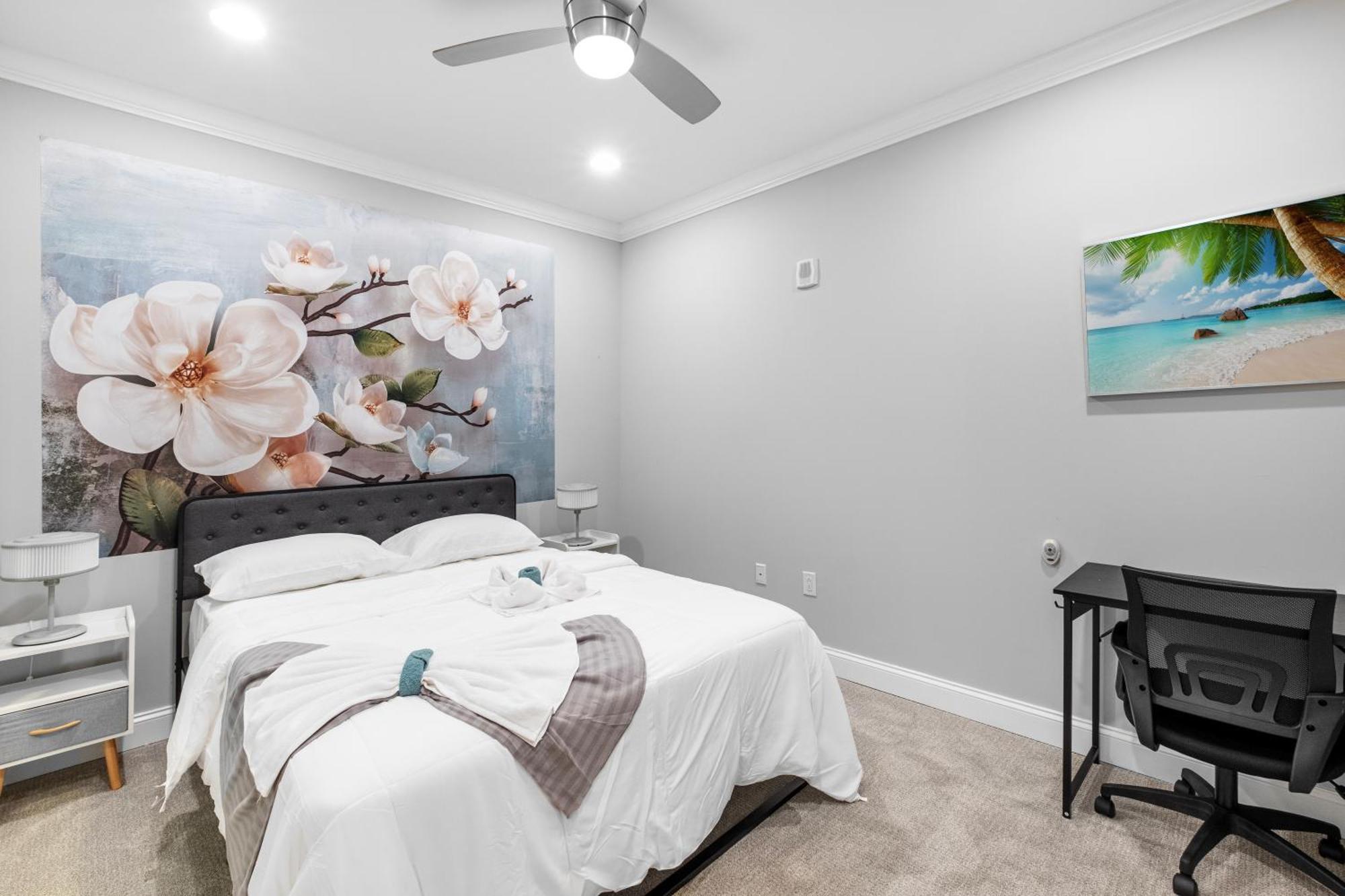 Modern 1br W Rooftop Pool Apartment