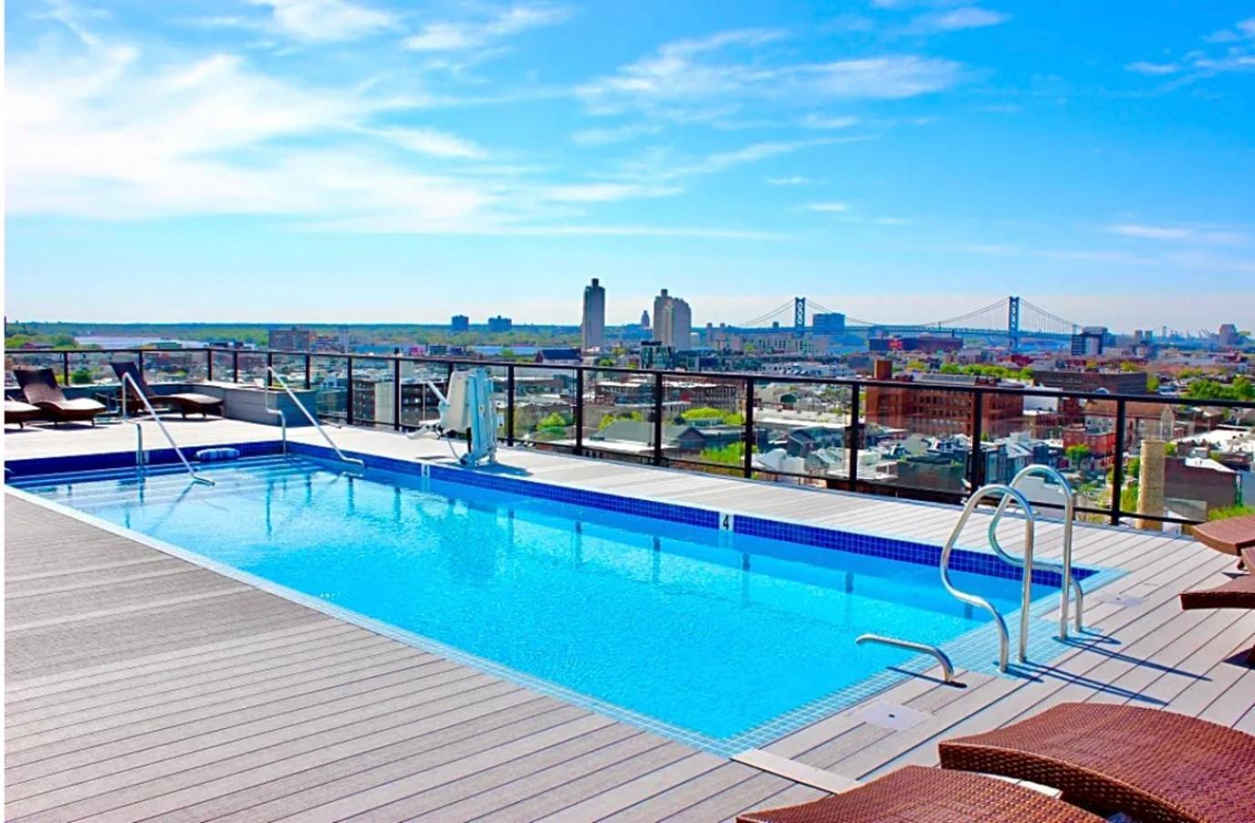 Apartment Modern 1br W Rooftop Pool *
